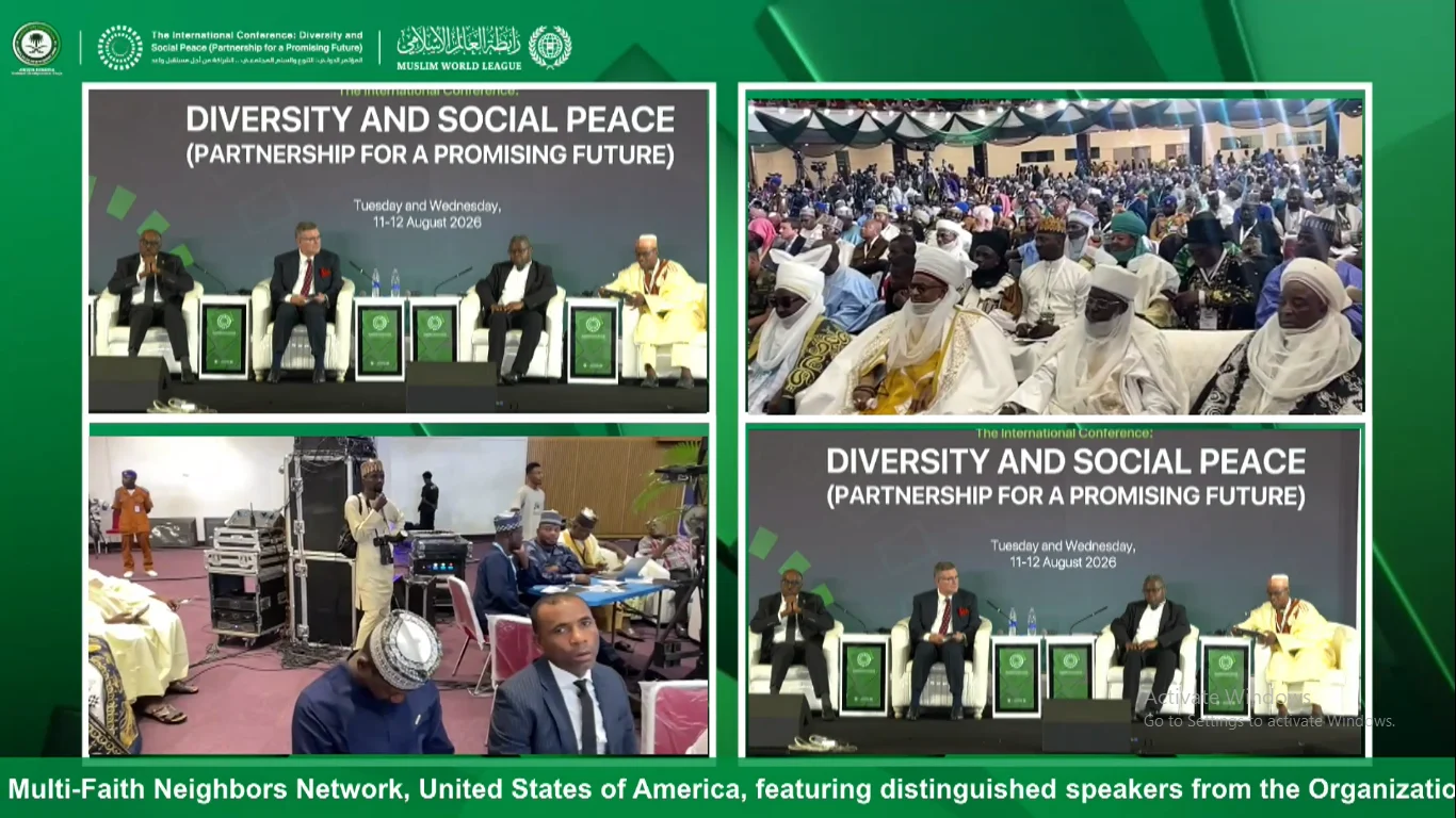 Multi-camera live coverage showcasing the scale, audience and international participation at the conference.